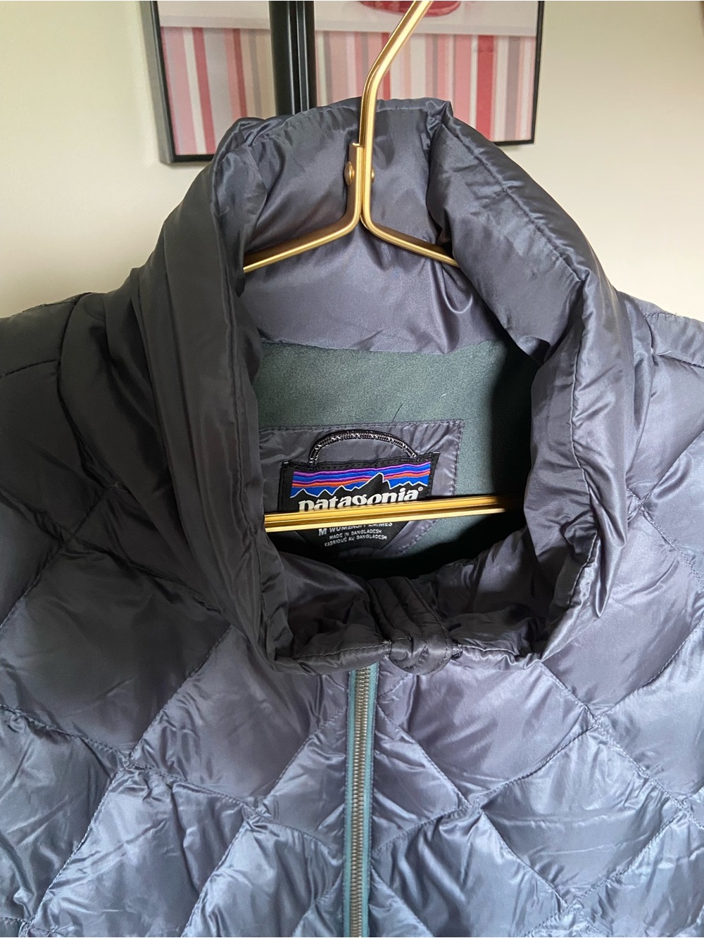Patagonia Down Women Quilted Vest in Navy Blue - Picture 2 of 9